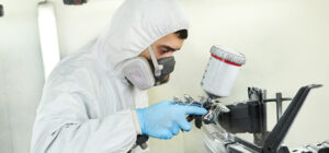 Få rådgivning til kemiske risikovurderinger for processer der foretages i virksomheden for eksempel spraymaling.